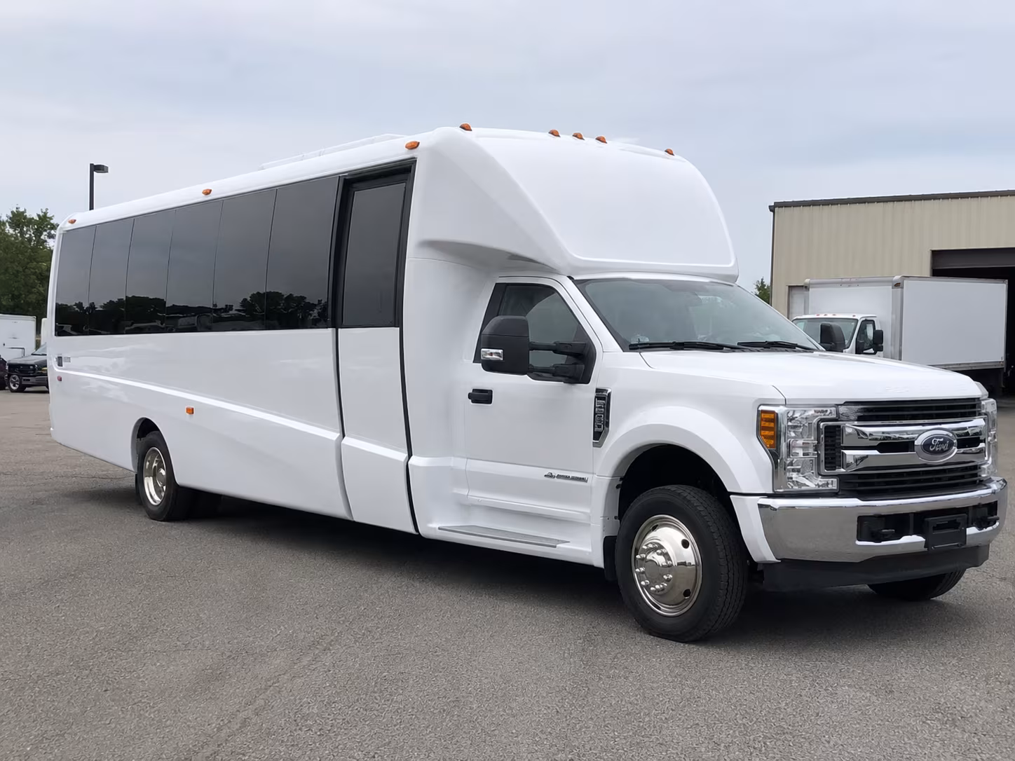 edmond seamless shuttle service for edmond sporting events