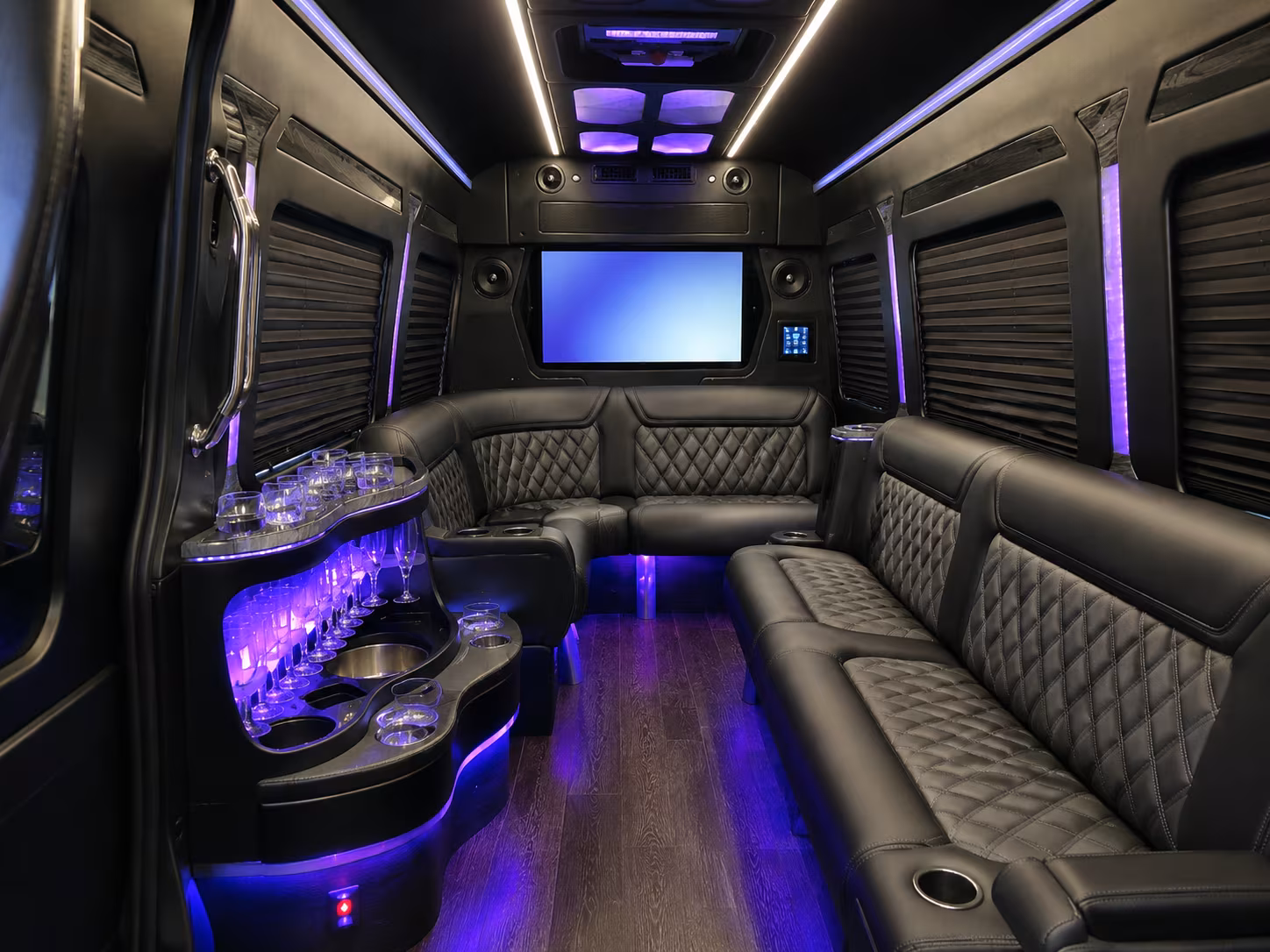 getting to winstar world casino concerts is easy with a bus